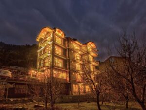 deluxe mesmerizing himachal